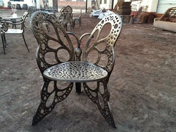 الكلاسيكية الأوروبية الزهر الجدول الحديد والكراسي الألومنيوم الباحة الأثاث